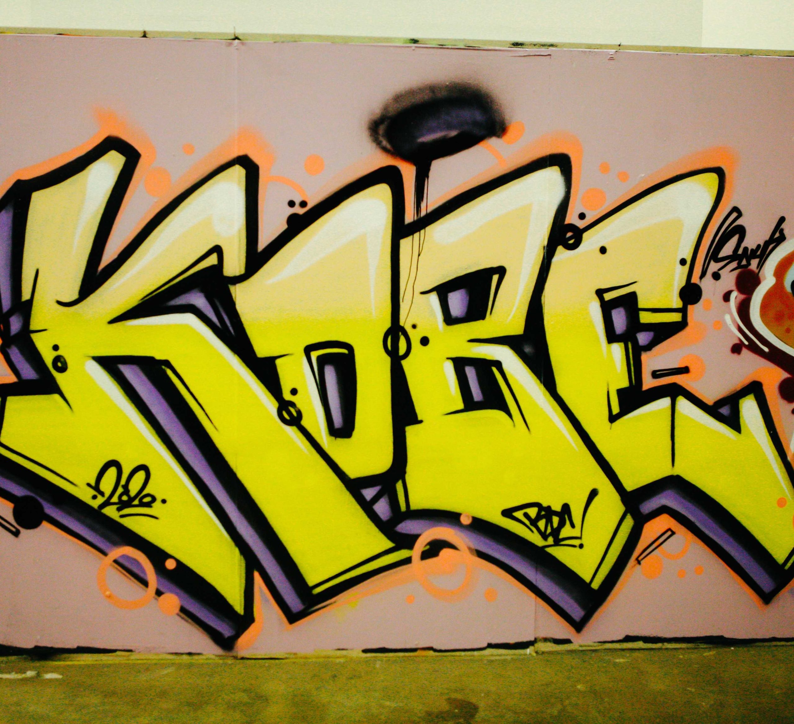 Yellow Kobe Bryant graffiti